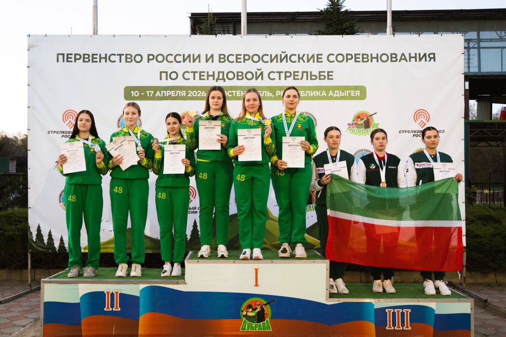 Солнечный день и жаркие медаль-матчи